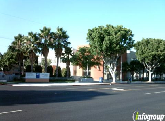 Magnolia Pharmacy - Burbank, CA