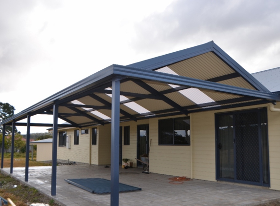 Judds Garages - Edgeworth, NSW. Gable Roof Awning With Contrast Colour Feature