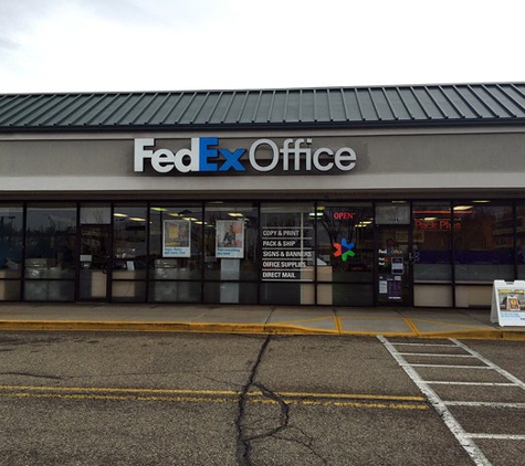 FedEx Office Print & Ship Center - Cincinnati, OH