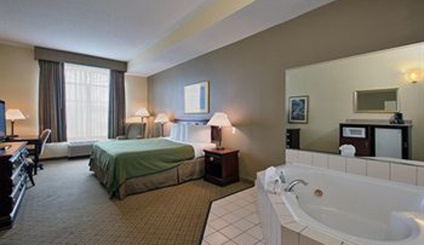 Country Inns & Suites - Newport News, VA