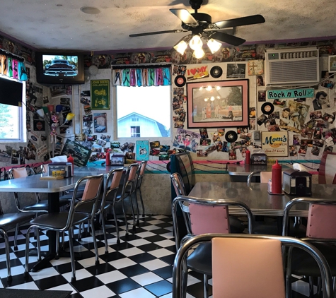 Kokomo's 50's Diner - Adamsville, TN