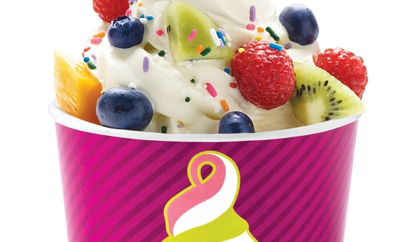 Menchie's Frozen Yogurt - Aurora, CO