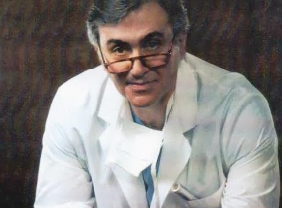 Dr. Stephen Giunta, MD - Alexandria, VA