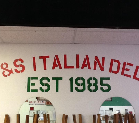 V & S Italian Deli & Subs - Boca Raton, FL