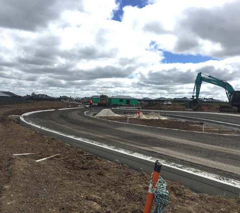 Begbie's Contracting - Haddon, VIC. Golden Plains Road Constructions