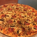 Famous Pizza House - Pizza
