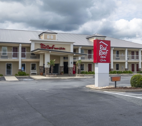 Red Roof Inn - Calhoun, GA