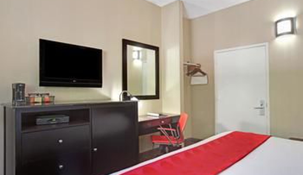 Ramada by Wyndham Bronx - Bronx, NY