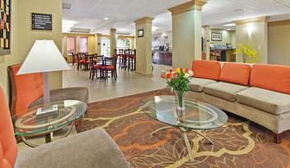 Best Western Plus Bradenton Hotel & Suites - Bradenton, FL