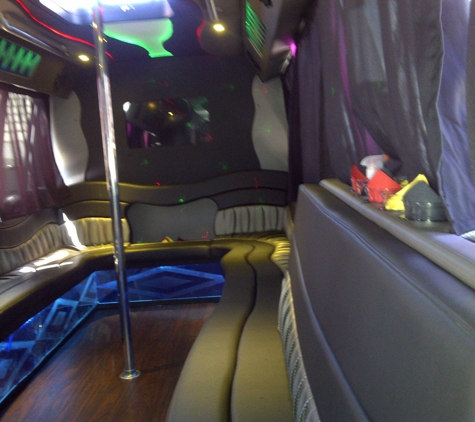 Landrys Limousine Service - Moreno Valley, CA