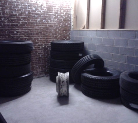 Blacks New & Used Tires - Montgomery, AL