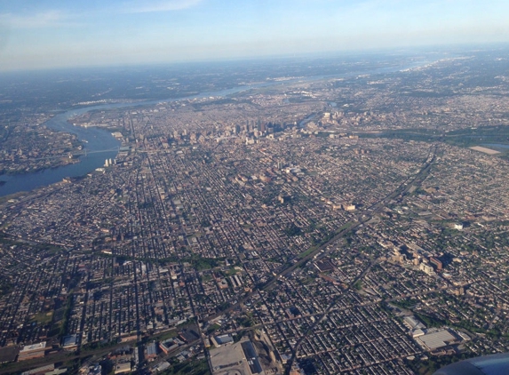 PHL - Philadelphia International Airport - Philadelphia, PA