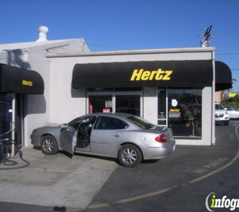 Hertz - Santa Clarita, CA