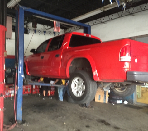 Advanced Tire & Auto - Arlington, TX. Ready to get you back on the road !!