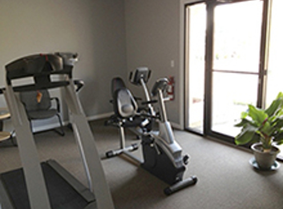 Spine Recovery Clinic - Palm Coast, FL. AIC rehab room