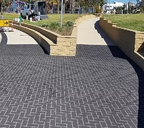Premium Spray Pave