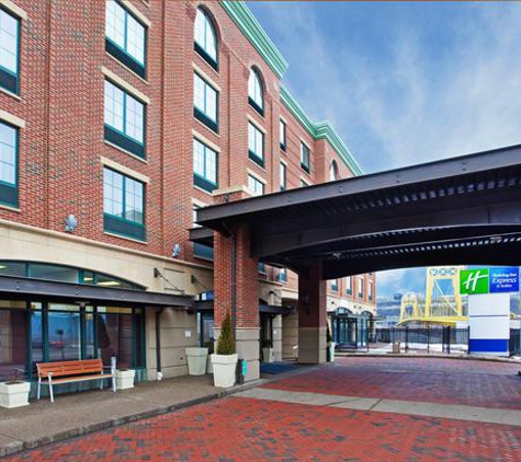 Holiday Inn Express & Suites Pittsburgh-South Side - Pittsburgh, PA