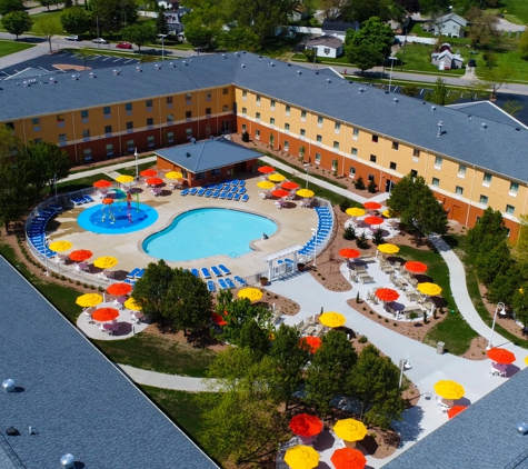 Cedar Point's Express Hotel - Sandusky, OH