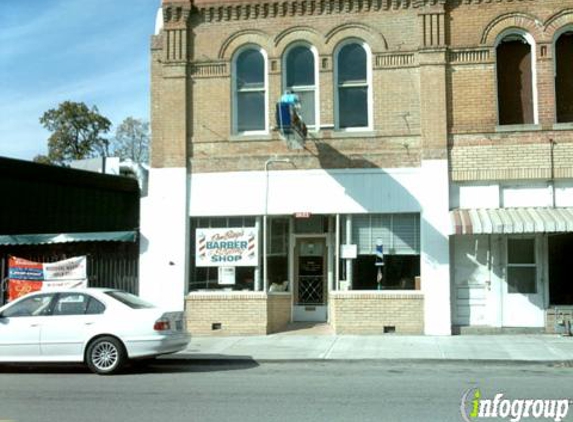 Bisig's Dons Barber & Styling Shop - Saint Joseph, MO