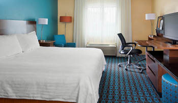 Fairfield Inn & Suites - Lexington, KY