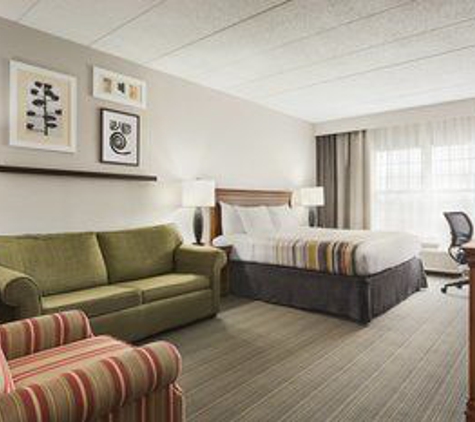 Country Inns & Suites - Lexington, KY