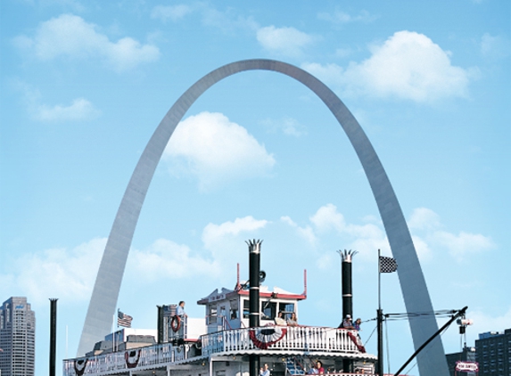 Gateway Arch Riverboats - Saint Louis, MO