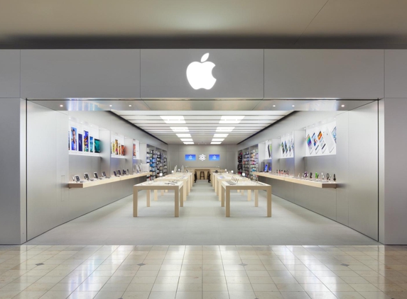 Apple Store - Tulsa, OK