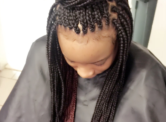 Superstar African Hair Braiding - Detroit, MI