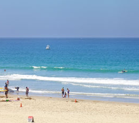 Surfer Beach Hotel - San Diego, CA