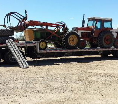 Specialized Logistics AB / D & S Trucking Heavy Haul - Waupaca, WI