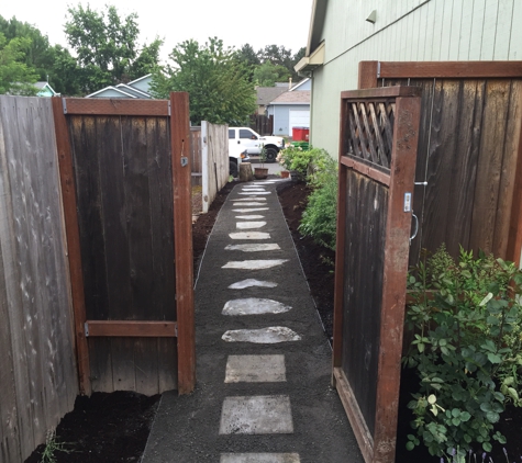 Scholls Lawncare & Landscape, LLC - Hillsboro, OR