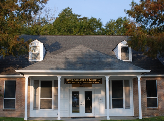 Davis, Saunders & Miller Law Firm - Mandeville, LA