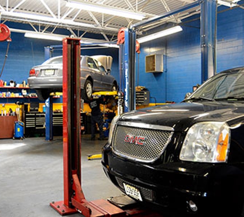 Sam's Auto and Truck Repair - Medford, NJ