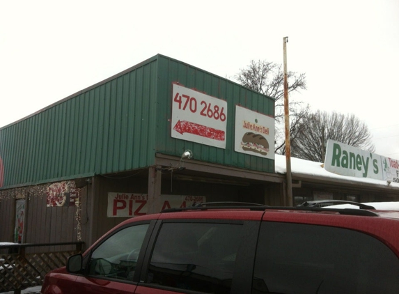 Julie Ann's Deli - Mayflower, AR