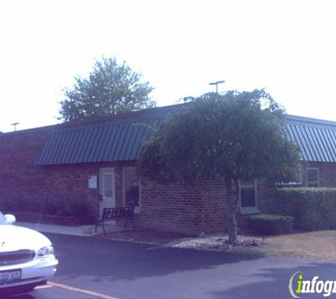 Oakton Animal Hospital - Elk Grove Village, IL