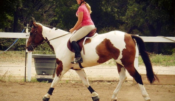 Bear Creek Stables - Manchaca, TX