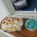 Ro's Harbor Scoops - Ice Cream & Frozen Desserts