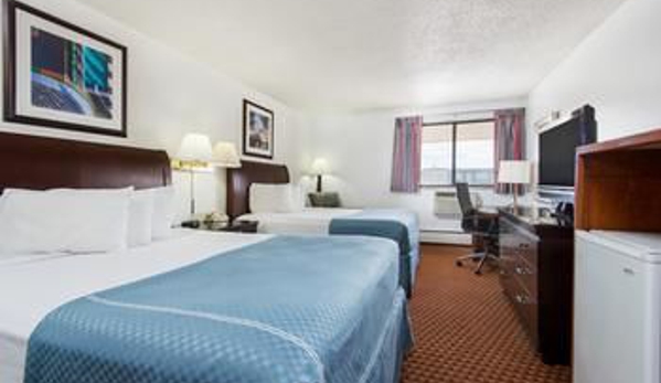 Travelodge by Wyndham Laramie - Laramie, WY