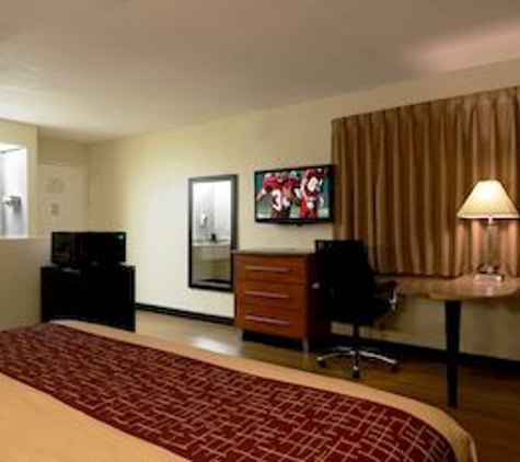 Red Roof Inn - San Dimas, CA