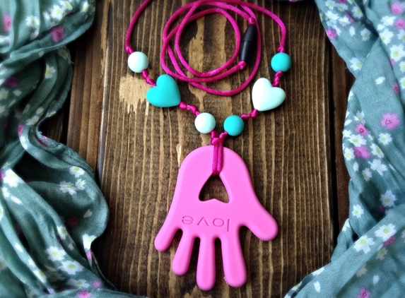 CHEWSYOU Nursing Necklaces @ www.chewsyou.com - Kennewick, WA