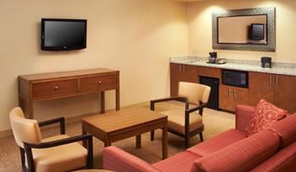 Courtyard by Marriott - Milwaukee, WI