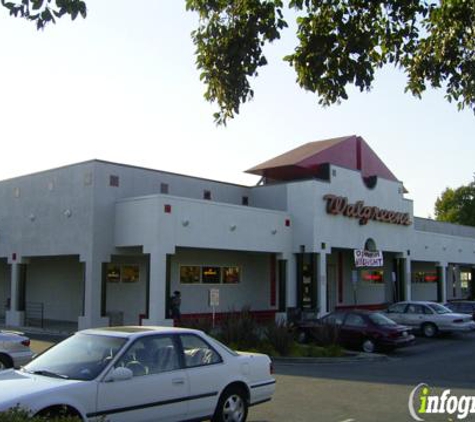 Walgreens - Closed - Hayward, CA