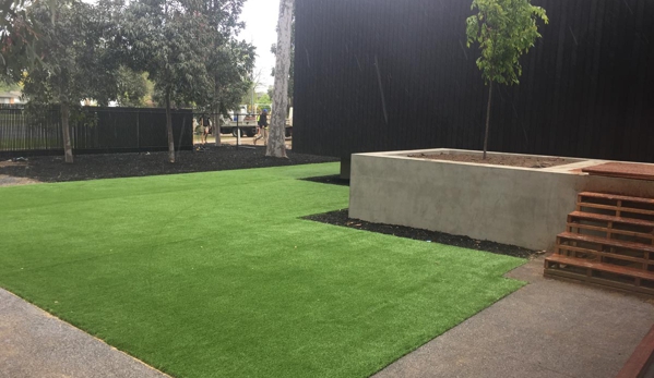Jacaranda Landscapes - Wendouree, VIC