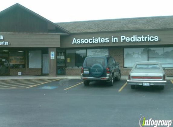 Associates In Pediatrics Sc - Streamwood, IL