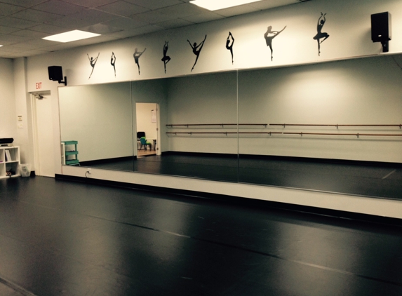 West Valley Dance Academy - Chatsworth, CA