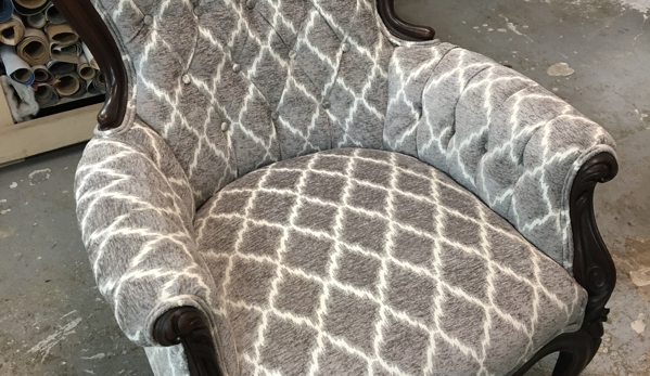 DZ Upholsterers - Gretna, LA