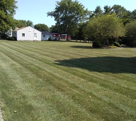 Mud Creek Lawn Care LLC - Helena, OH