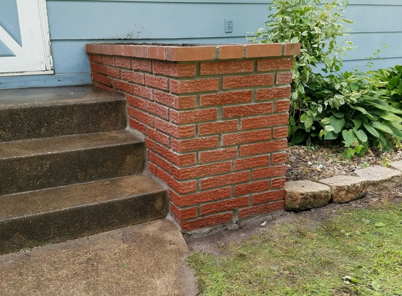 Custom Masonry and Chimney LLC - Hudson, WI