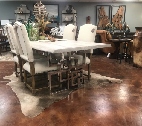 Woodland Creek Furniture - Tulsa, OK