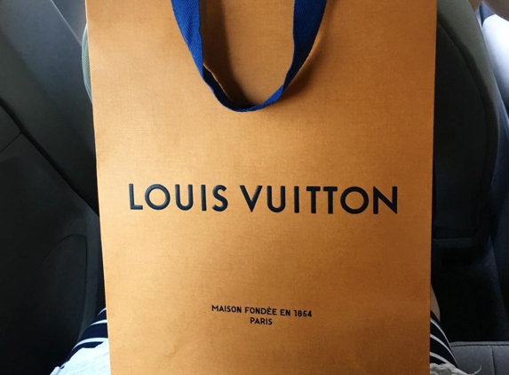 Louis Vuitton - Mc Lean, VA